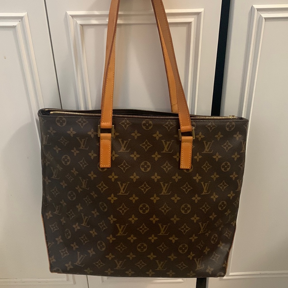 Authentic Louis  Vuitton shoulder bag